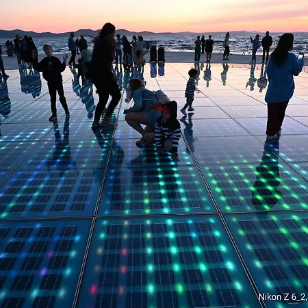 Mobile David * Pirovac